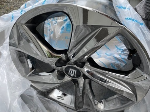 220系クラウン　純正　18インチアルミホイール