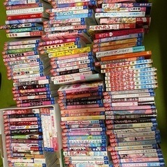 全114冊　漫画処分するのに困ってます(T . T)