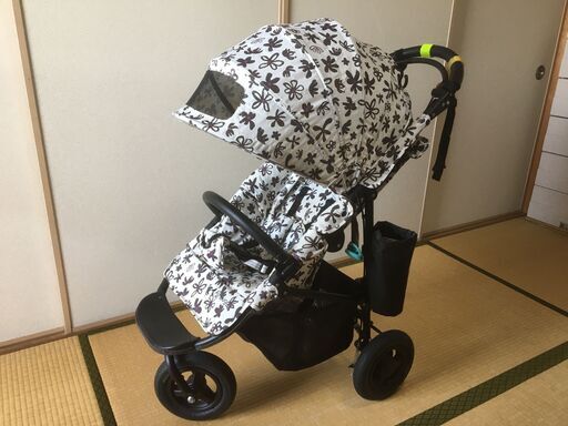 【再値下】しました！エアバギーCOCOブレーキモデル　ブラックパンジー限定モデル