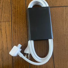 Mac パソコン　充電用ケーブル