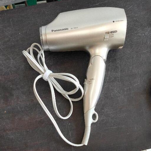 0701-043 Panasonic ヘアドライヤー EH-NA33