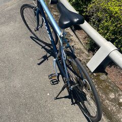 リサイクルショップどりーむ鹿大前店　No２３５　エコNo１４１８５X　自転車　クロスバイク　GIANT　ジャイアント　人気車種　エスケープ　ESCAPE　R3　中古　整備済　ギア24段切替　状態良好！！の画像