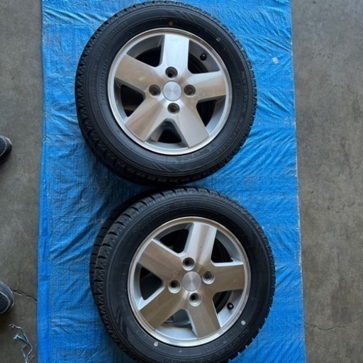 スタッドレスタイヤ　4本セット155/65r13
