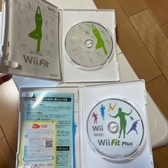 wii fit 本体+ソフト+ヌンチャクの画像