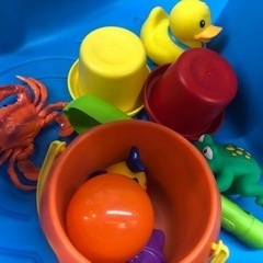 売り切れました！未使用展示品 ★ 新商品入荷展示品 Step2 レインシャワー スプラッシュ ポンド ウォーターテーブル コストコ 限定の画像