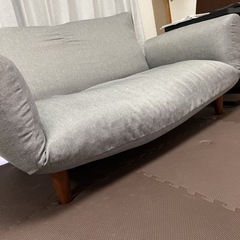 ニトリ　布張りカジュアルソファ　グレーの画像