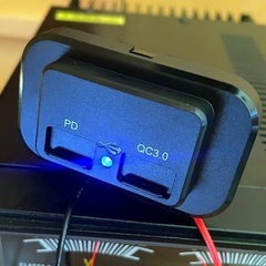 USB電源 usbポート QC3.0+PD3.0急速充電器の画像