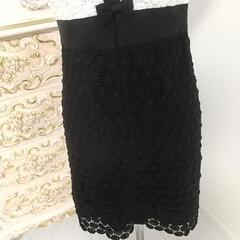 ♡CROLLA  刺繍タイトワンピース♡の画像