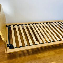 無印良品　ベッドフレーム（ヘッドボード付き）シングルサイズの画像