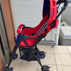 【値下げしました】Richell 3kgの軽量ベビーカーの画像