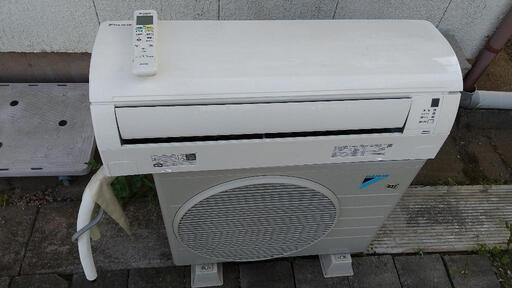 お取り引き中になりました‼️ダイキン エアコンF25VTES-W 8畳～10畳用