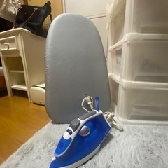 ニトリ　アイロン台+アイロン