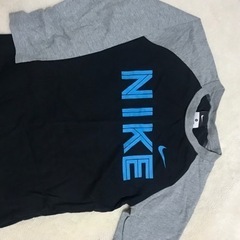 NIKEパーカー　長袖　の画像