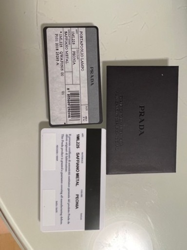 ☆PRADA サフィアーノ メタル 財布☆値下げ✨