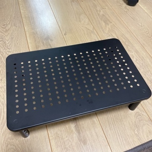 モニターの台