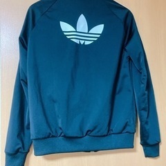 adidasパーカー/レディースM値下げしました‼️の画像