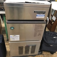 ホシザキ　25kg 製氷機　サイズ　幅40cm×奥行47cm×高さ80cm