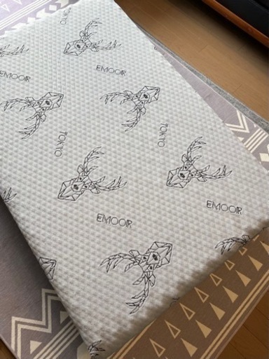 エムール三つ折りマットレス　ディアグレー　おしゃれ　シングルサイズ　耐圧分散