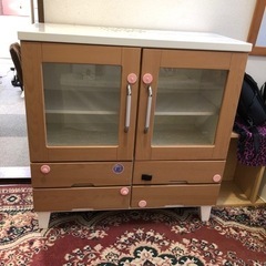 7/17までキャビネット　棚　の画像