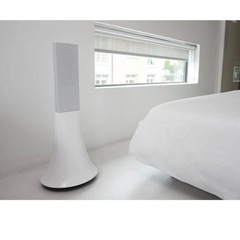 【お譲り先決まりました】タワー型ステレオBluetoothスピー...