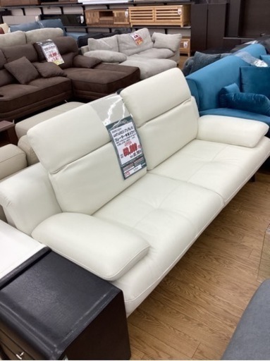 KG-8【新入荷　アウトレット】ユーロコンフォート　ANTARES3シーター本革ソファ　白