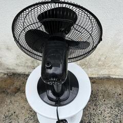 扇風機　黒の画像