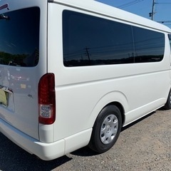 ハイエースワゴン　10人乗り　平成20年式　走行13万キロ　車検5年4月　電動スライドドア　ローダウン　内外装LED化　ナビ　テレビ　DVD  バックカメラ　フリップダウンモニターの画像