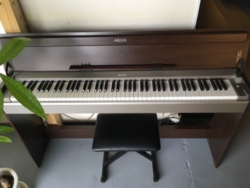 移転リニューアルセール　表示価格より5000円引き　7月10日まで　e1　YAMAHA アリウス YDP-S31 2011年製電子ピアノ ヤマハ