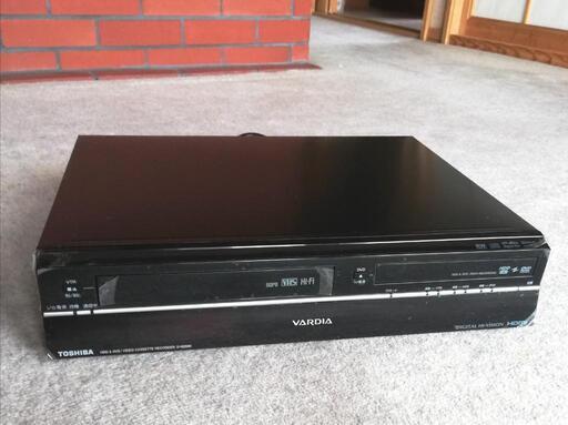 【チャンス】TOSHIBA　VARDIA VTR 一体型レコーダー