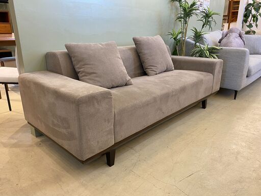 宇都宮でオシャレな家具を探すなら『オトワリバース！』ソファ 2.0P ファブリック グレーブラウン クッション付き 中古品