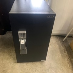 エーコー 耐火金庫 家庭用 マルチロック式（指紋照合、テンキー） ONS-FE 万代店