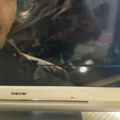 テレビ32インチの画像