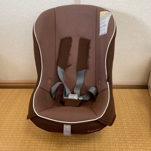 チャイルドシート 0才〜4才用