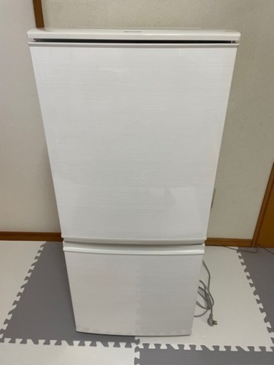シャープ　ノンフロン冷凍冷蔵庫　137L