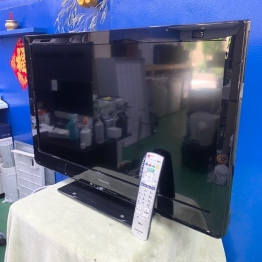 ⭐️Panasonic⭐️32V液晶テレビ　2012年　大阪市近郊配送無料