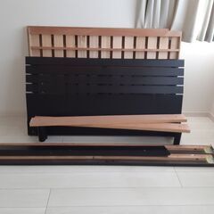 ダブルベッド＋マートレスの画像