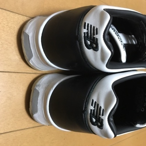 ニューバランス　スニーカー　イングランド製