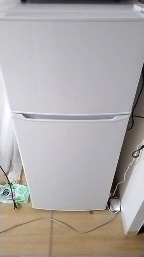 一人暮らし用冷蔵庫です