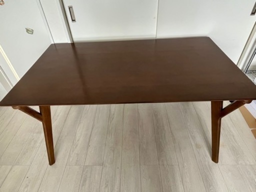 【値下げ】ダイニングテーブル(椅子付き)