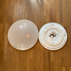 差し上げます　蛍光灯照明器具