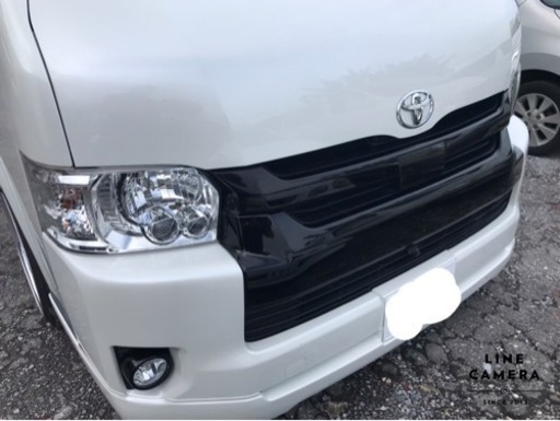 ハイエースワイド　ブラックグリル