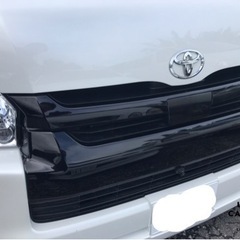 ハイエースワイド ブラックグリル