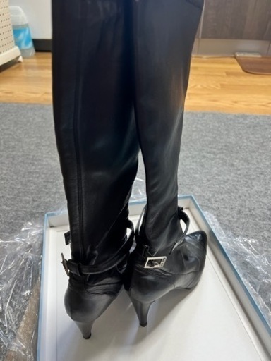 美品　CHANEL シャネル　ロングブーツ ヒール レザー35 1/2  黒