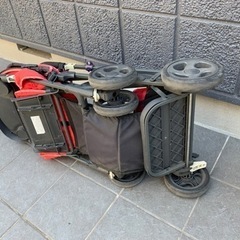 2人用ベビーカーの画像