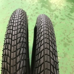 値下げしました、新品未使用　自転車用タイヤ　２本セット 