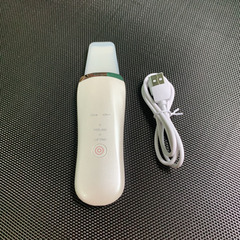 値下げしました！超音波美顔器 FACIAL SKIN SURUBBERの画像