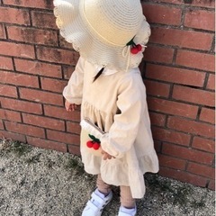 新品未使用品　麦わら帽子とポシェットのセットの画像