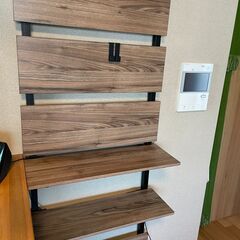 ニトリ 突っ張りラック カエサル 60cm幅(ミドルブラウン)の画像