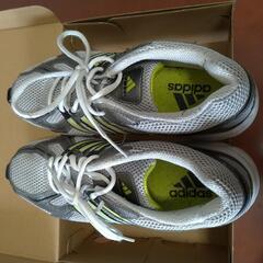 ★訳あり格安★アディダスランニングシューズ27cm