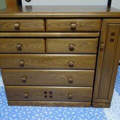 【値引き】チェスト　ドレッサー（椅子・鏡付き）